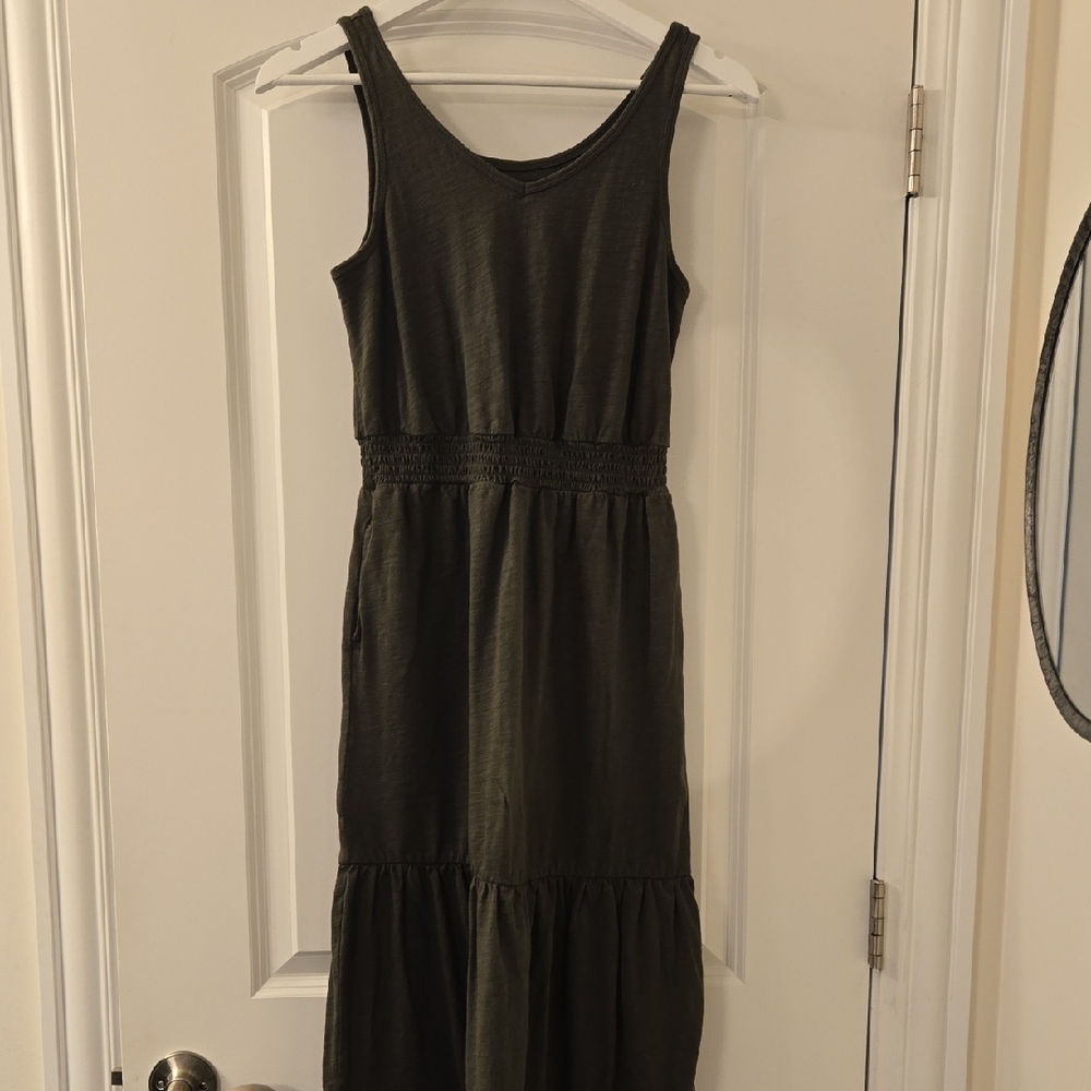 Amazon Essentials Dark Green Maxi Dress